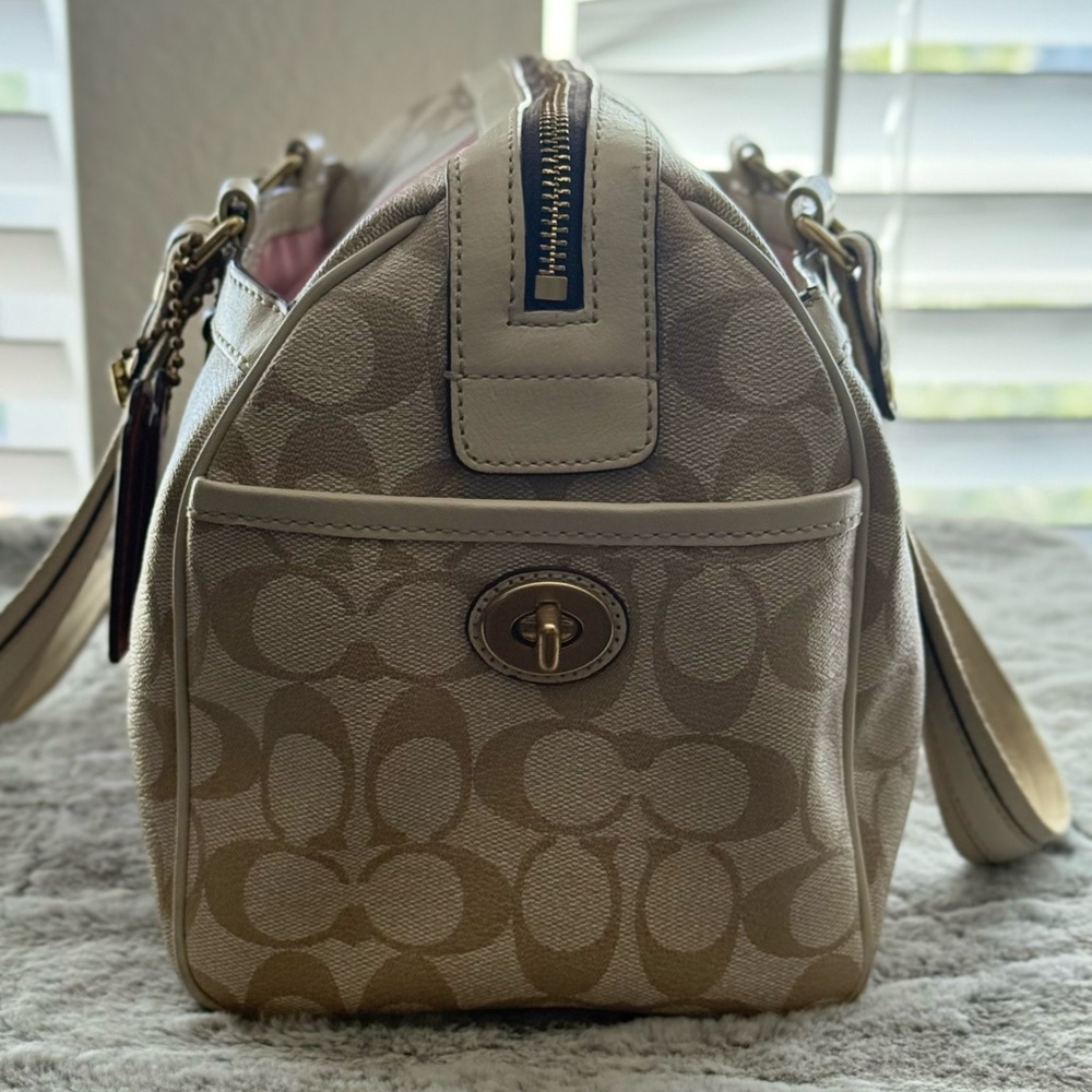 Coach Beige and Pink Signature Satchel - Picture 9 of 14